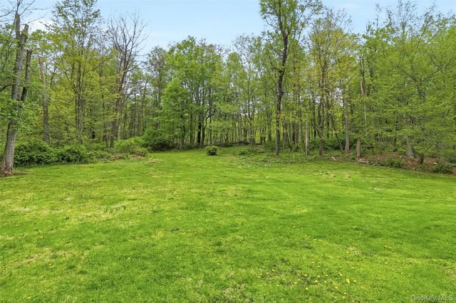 15 Ladentown Road, Pomona, NY 10970