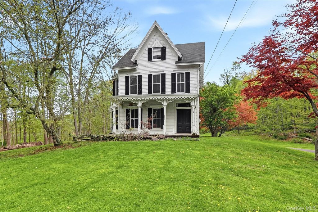 15 Ladentown Road, Pomona, NY 10970