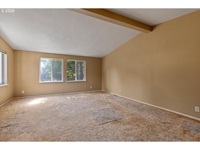 395 SEAGROVE Loop, Lincoln City, OR 97367