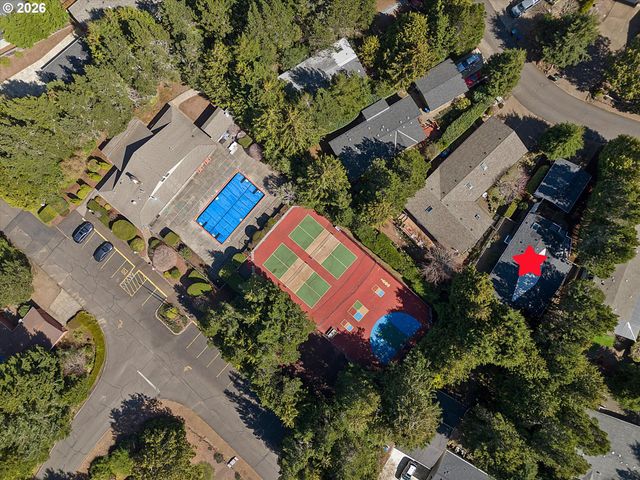 395 SEAGROVE Loop, Lincoln City, OR 97367