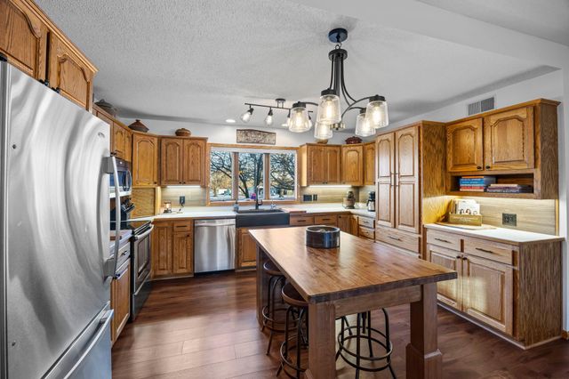 20713 Highway 15 N, Hutchinson, MN 55350