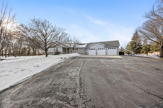 20713 Highway 15 N, Hutchinson, MN 55350