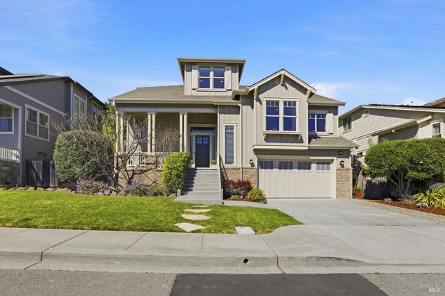 35 Pearl Ct, Novato, CA 94947