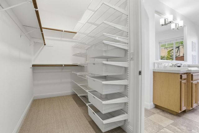 35 Pearl Ct, Novato, CA 94947