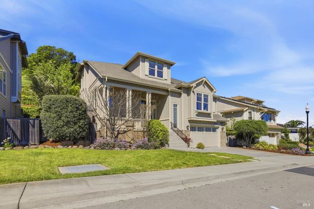 35 Pearl Ct, Novato, CA 94947