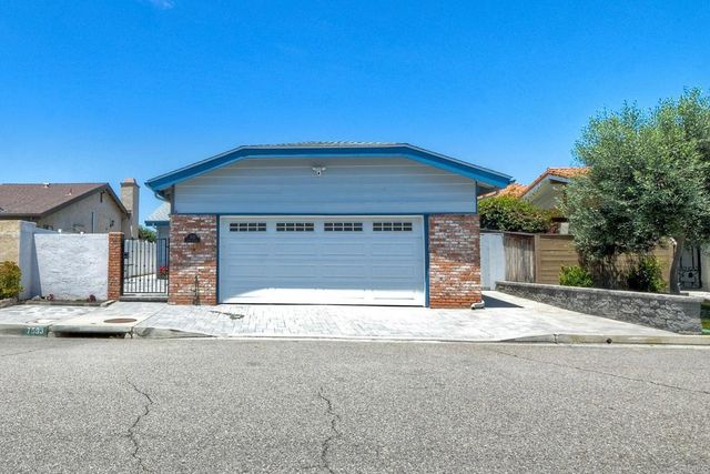 7593 Dehesa Court, Carlsbad, CA 92009