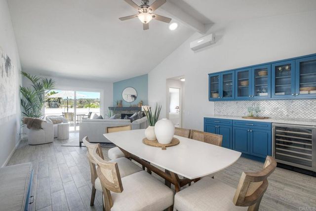 7593 Dehesa Court, Carlsbad, CA 92009