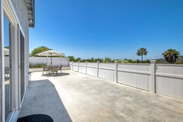 7593 Dehesa Court, Carlsbad, CA 92009