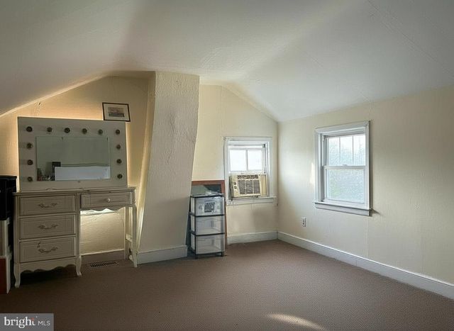 702-704 E CHESTNUT ST, Coatesville, PA 19320