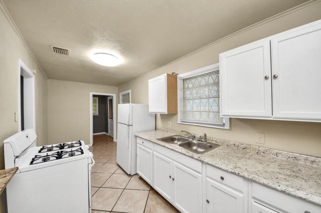 3214 Tuam Street, Houston, TX 77004