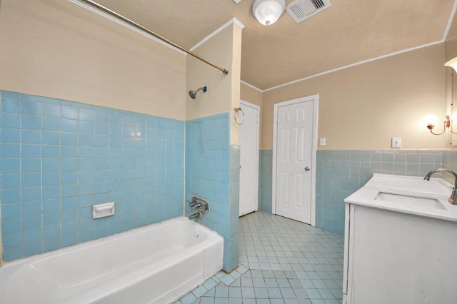 3214 Tuam Street, Houston, TX 77004