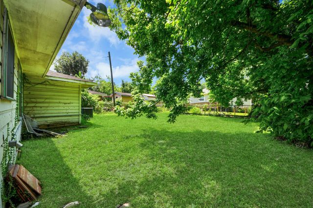 3214 Tuam Street, Houston, TX 77004
