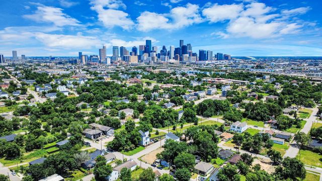 3214 Tuam Street, Houston, TX 77004