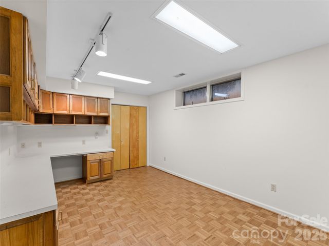 205 Deerpath Lane, Hendersonville, NC 28739