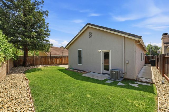 2120 Milan Way, Roseville, CA 95678