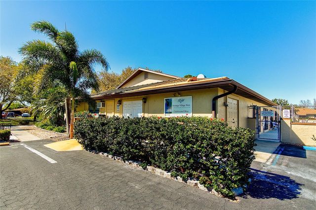 4242 66TH STREET CIRCLE W, Bradenton, FL 34209