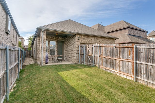 3639 Chesterfield Street, Irving, TX 75038