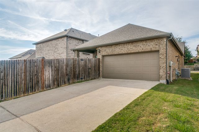 3639 Chesterfield Street, Irving, TX 75038