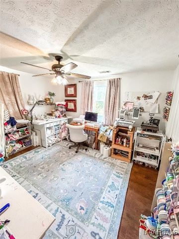 648 County Road 16 ., Valley Grande, AL 36701