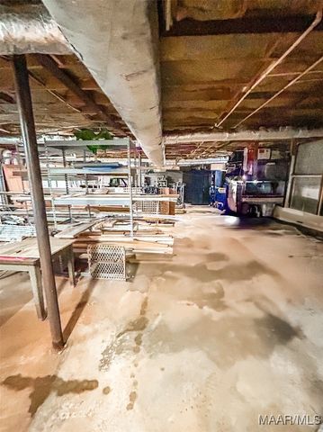 648 County Road 16 ., Valley Grande, AL 36701