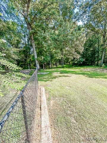 648 County Road 16 ., Valley Grande, AL 36701