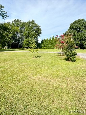 648 County Road 16 ., Valley Grande, AL 36701