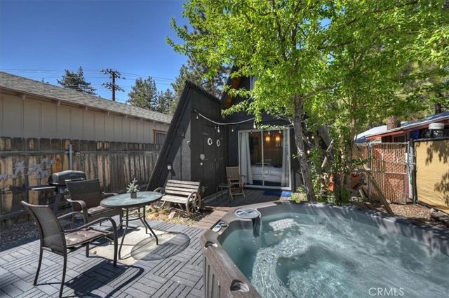 110 E North Shore Drive, Big Bear City, CA 92314
