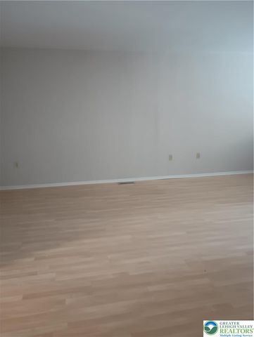 1590 Pinewind, Lower Macungie Twp, PA 18011