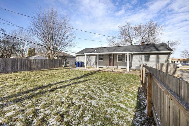 1114 Matheson Street, Janesville, WI 53545