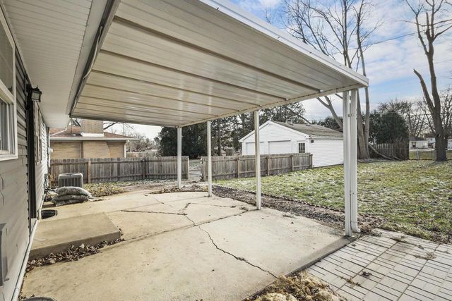 1114 Matheson Street, Janesville, WI 53545