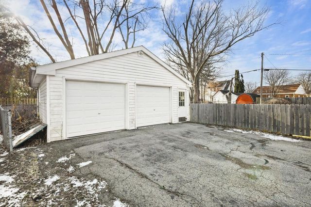 1114 Matheson Street, Janesville, WI 53545