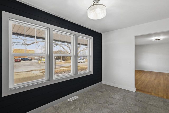 1114 Matheson Street, Janesville, WI 53545