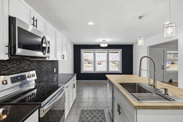 1114 Matheson Street, Janesville, WI 53545