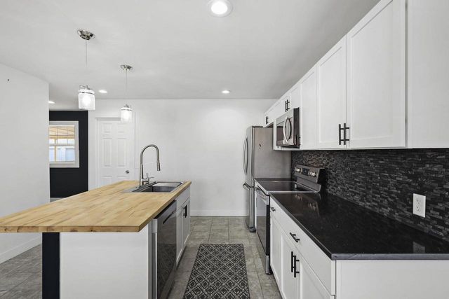 1114 Matheson Street, Janesville, WI 53545