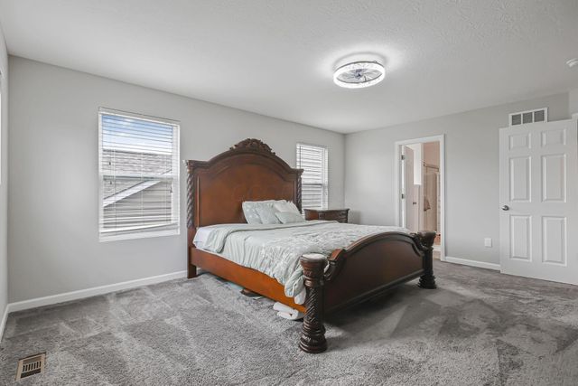 7183 Ribault Drive NW, Pickerington, OH 43147