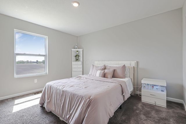 7183 Ribault Drive NW, Pickerington, OH 43147