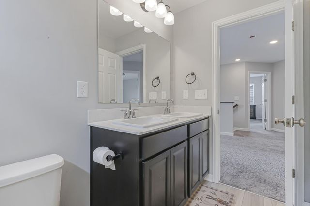 7183 Ribault Drive NW, Pickerington, OH 43147
