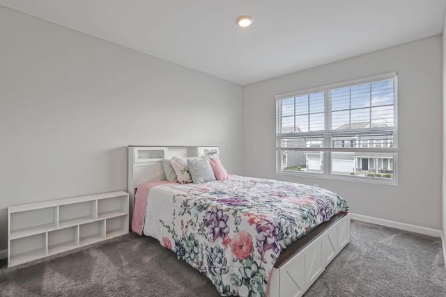 7183 Ribault Drive NW, Pickerington, OH 43147