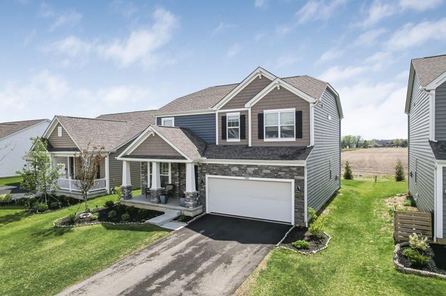 7183 Ribault Drive NW, Pickerington, OH 43147