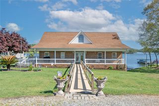 417 McGill Circle, Iva, SC 29655