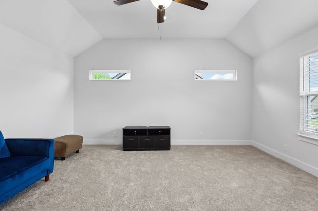 2415 Fig Dr, Murfreesboro, TN 37127