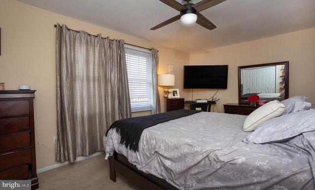 135 W VINE STREET, Shiremanstown, PA 17011