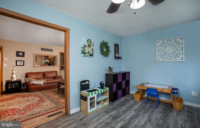 135 W VINE STREET, Shiremanstown, PA 17011