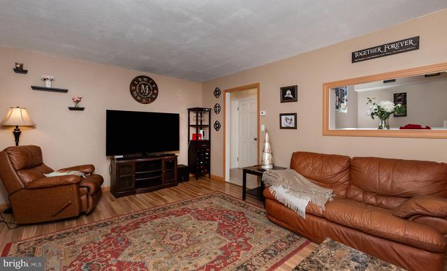 135 W VINE STREET, Shiremanstown, PA 17011