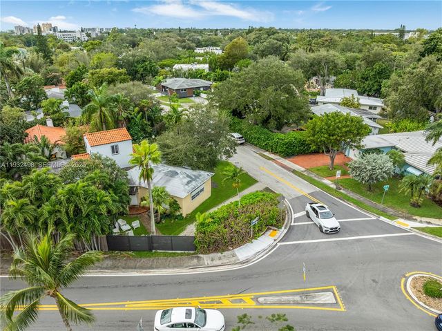 8634 NE 10th Ave, Miami, FL 33138