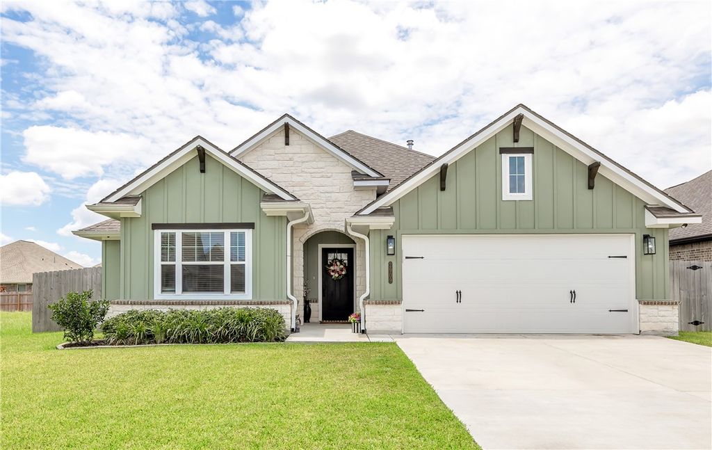 2909 Captain Court, Bryan, TX 77808 — exterior