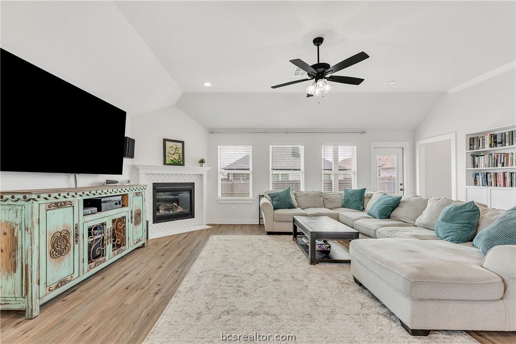 2909 Captain Court, Bryan, TX 77808 — photo 3