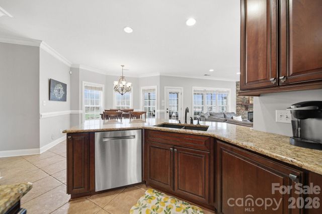 433 Laurel Crest Drive, Kannapolis, NC 28081