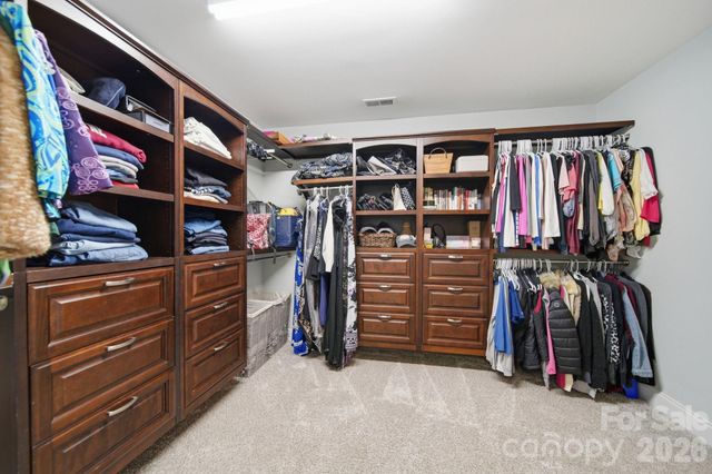 433 Laurel Crest Drive, Kannapolis, NC 28081