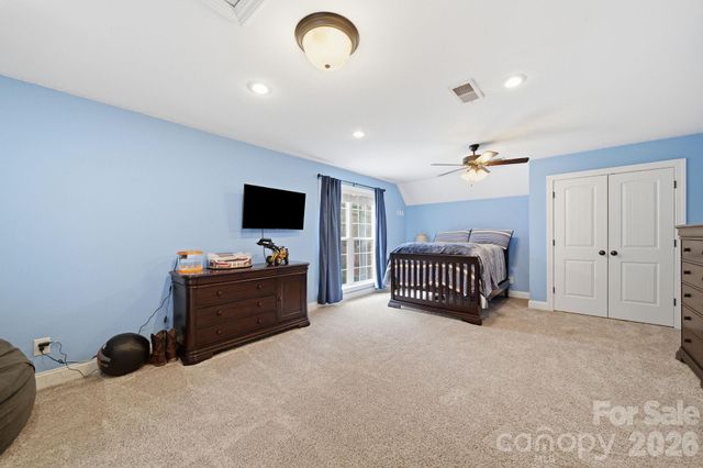 433 Laurel Crest Drive, Kannapolis, NC 28081